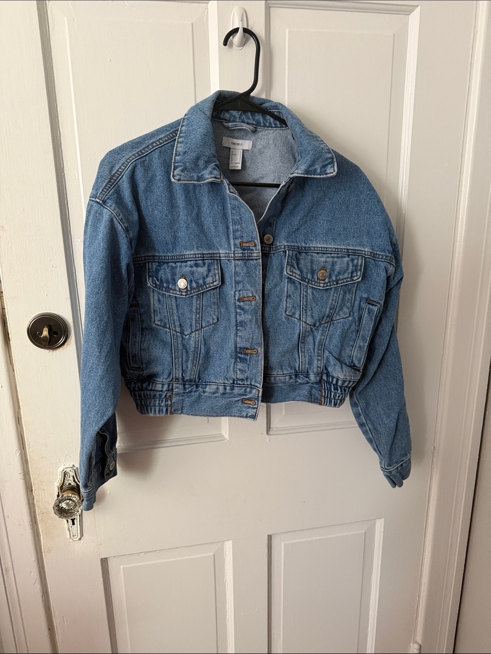 Forever 21 Light Blue Cropped Denim Jacket with Elastic Hem